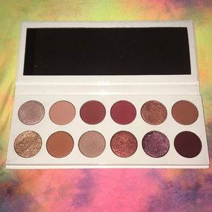 💗Kylie Burgundy Palette💗